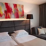 Paris Отель 4*