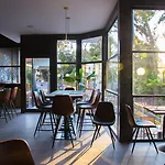 Paris 4* Опатия